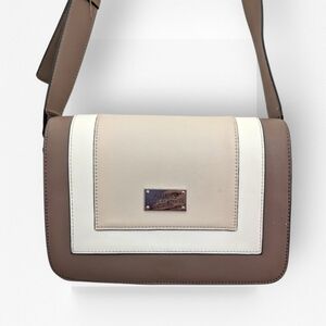 Guess Crossbody Bag Flap Purse Vegan Leather Tan Beige Cream